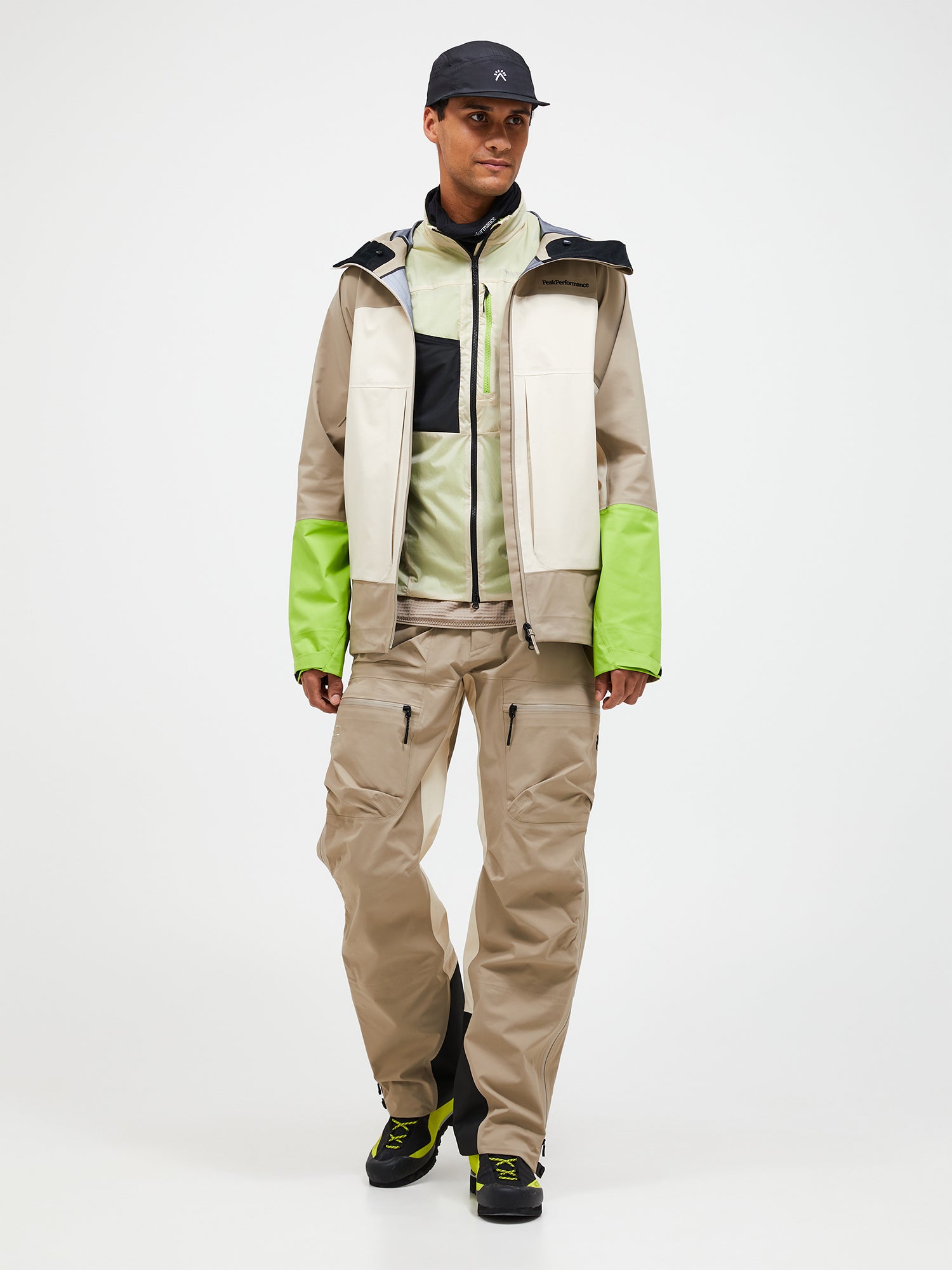 SS25新着】ビスライト GORE-TEX C-KNIT™ 3L シェル ジャケット