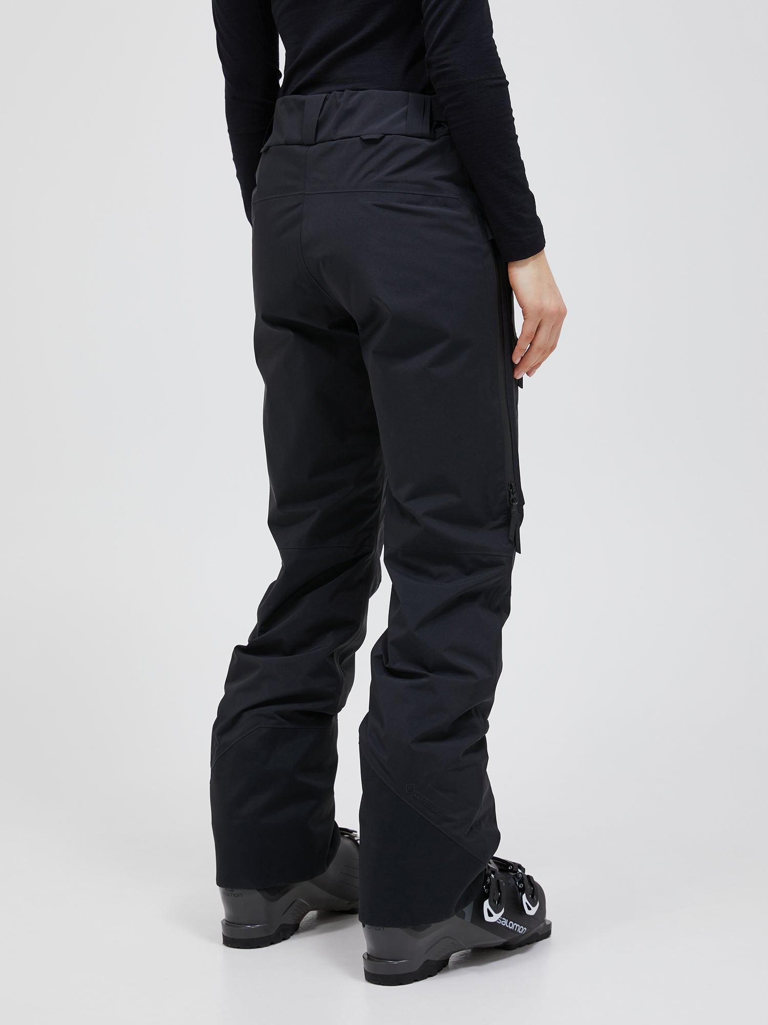 FW24新着】アルパイン GORE-TEX 2L パンツ ウィメンズ – ピークパフォーマンス公式オンラインストア