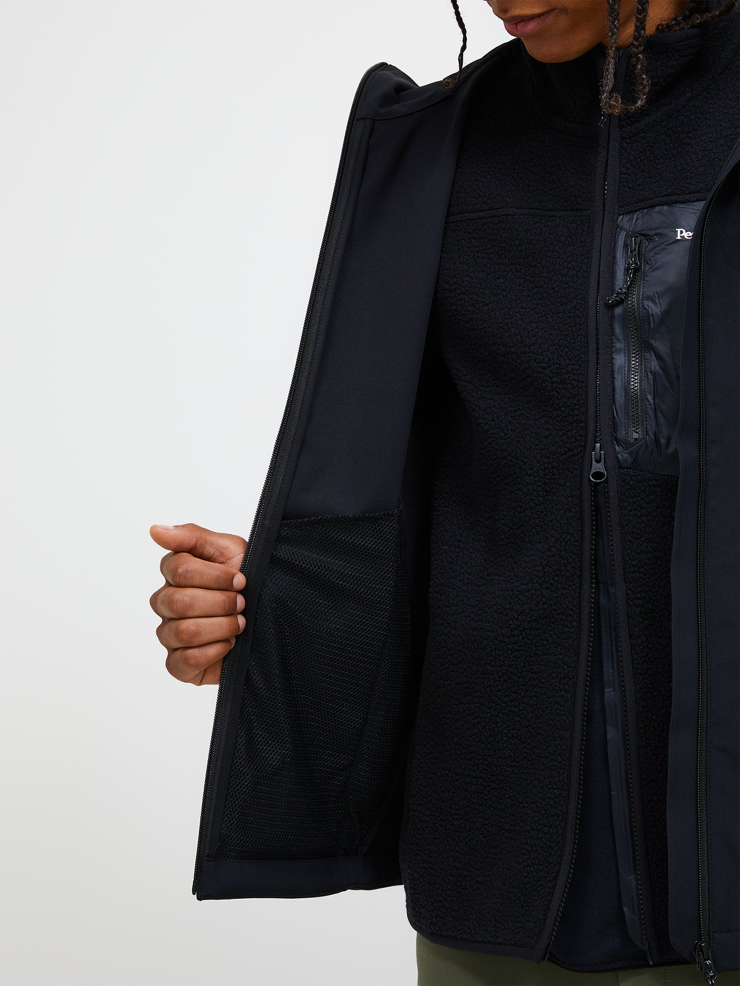 ★新品　海外アウトドアメーカーALPACROSS　軽量ソフトシェルジャケット止水ジッパー（ほぼ防水）ネイビーL ☆新品 海外アウトドアメーカーALPACROSS 軽量ソフトシェルジャケット