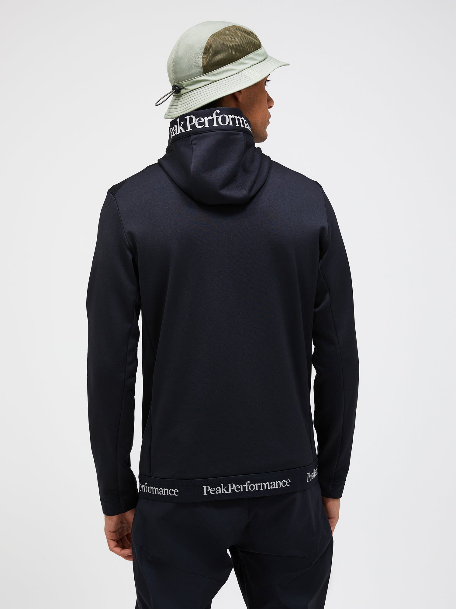 ナ*ン様 peak performance ライダー ジップ フード Mサイズ( M Rider Tech Zip Hood – UPLNDオンラインストア