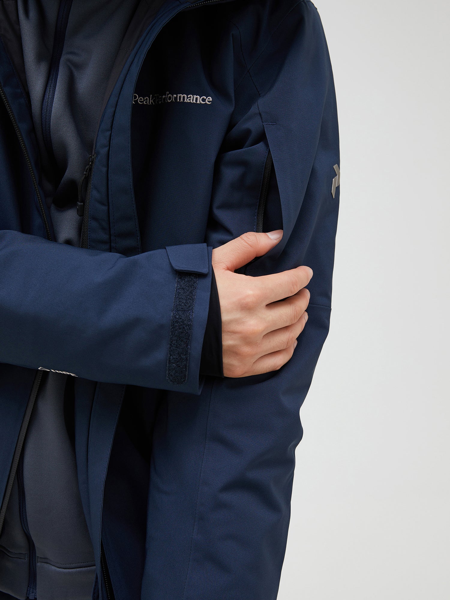 マルーン ジャケット メンズ – ピークパフォーマンス公式