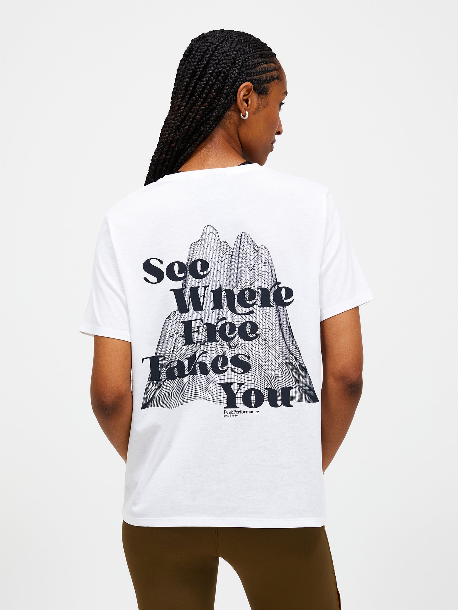 FW25新着】エクスプロア グラフィック ティー ウィメンズ