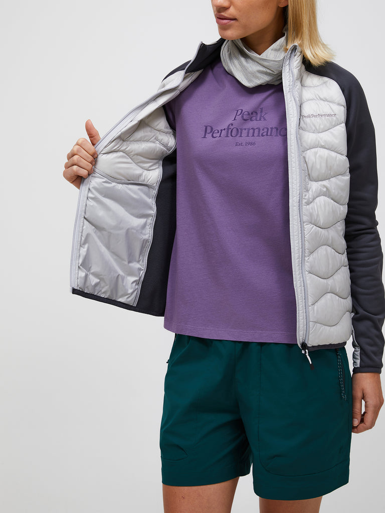 【FW26新着】ヘリウム ハイブリッド ダウン ジャケット ウィメンズ