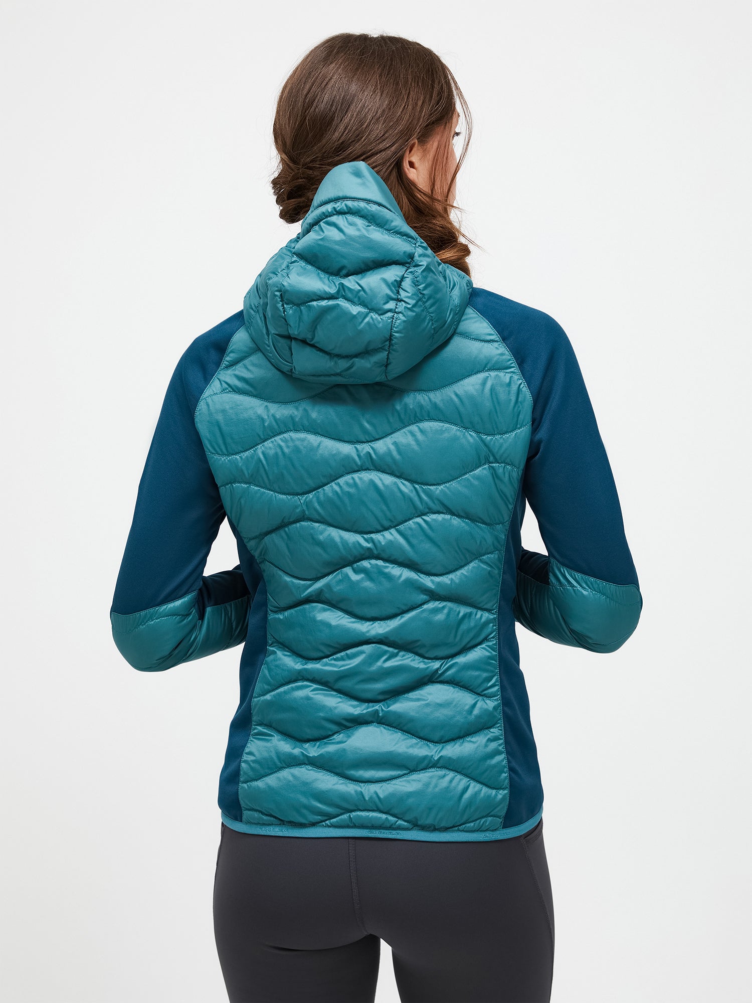 ピークパフォーマンス　W Helium Hybrid　Jacket　Sサイズ Helium Hybrid Down Hood Jacket Women | Peak Performance