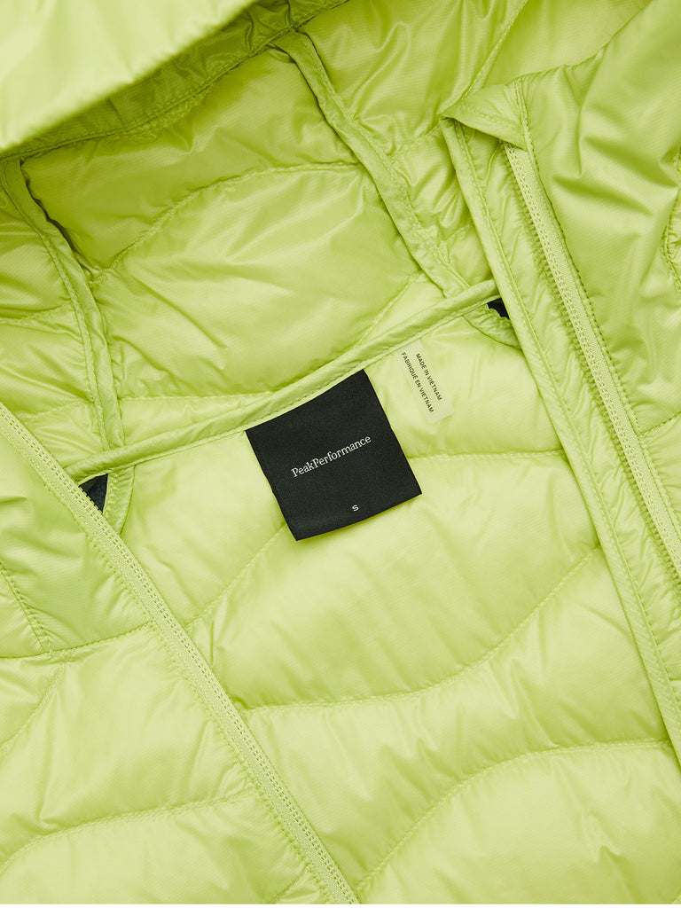 【FW25新着】ヘリウム ハイブリッド ダウン フード ウィメンズ