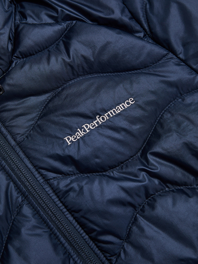 【FW25新着】ヘリウム ダウン フード ジャケット ウィメンズ