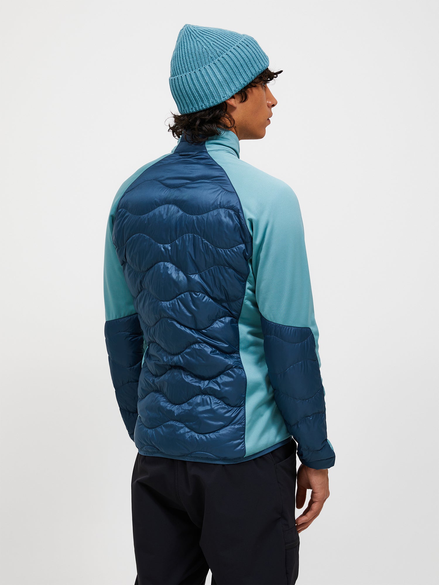 FW25新着】ヘリウム ハイブリッド ダウン ジャケット メンズ