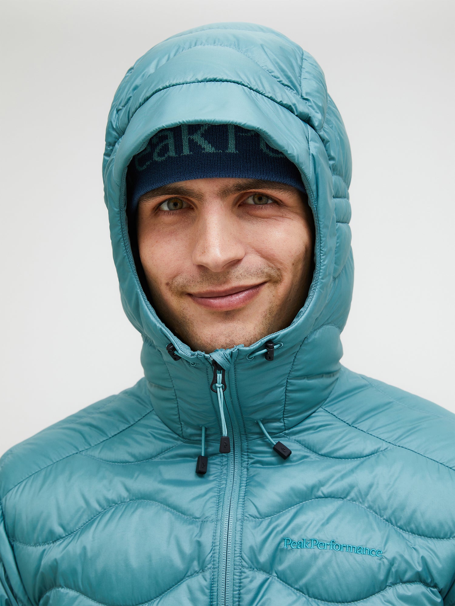 ヘリウム ダウン フード ジャケット メンズ – ピークパフォーマンス