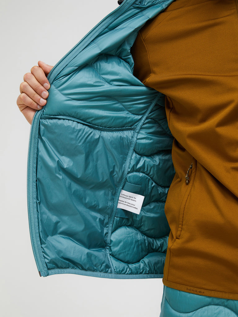 【FW25新着】ヘリウム ダウン フード ジャケット メンズ