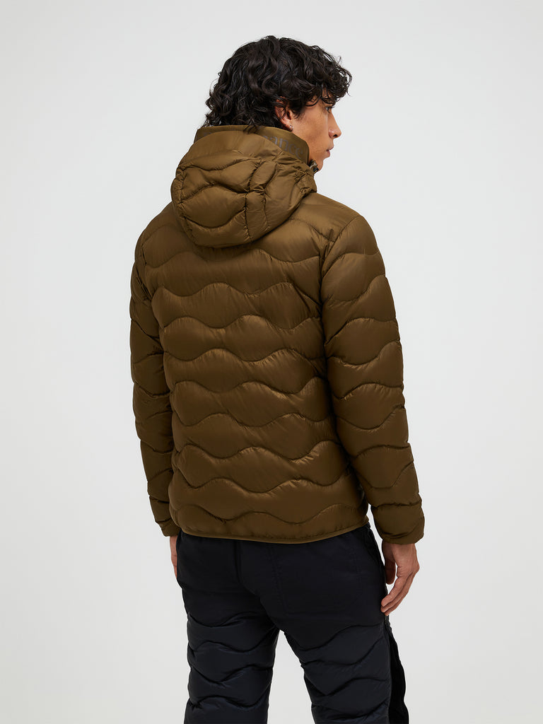 【FW26新着】ヘリウム ダウン フード ジャケット メンズ