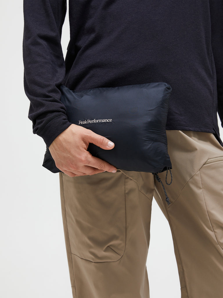 【FW25新着】ヘリウム ユーティリティ ダウン フード ジャケット ウィメンズ
