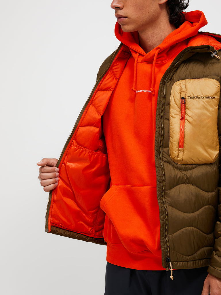 【FW25新着】ヘリウム ユーティリティ ダウン フード ジャケット メンズ