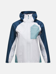 ANTARCTICA / MOUNTAIN LAKE