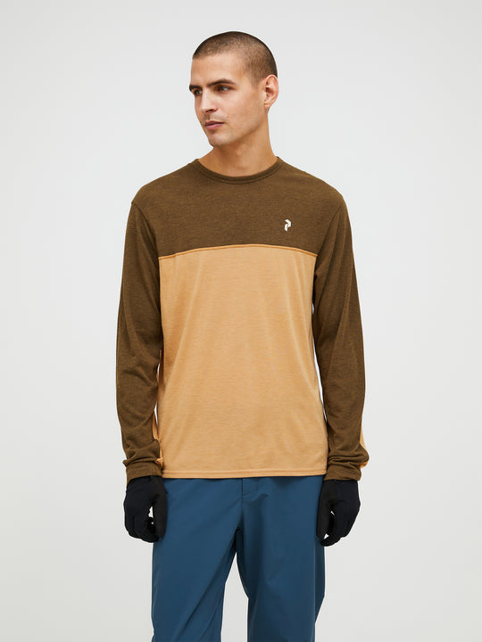 【FW25新着】トレイル ウールブレンド ロングスリーブ メンズ