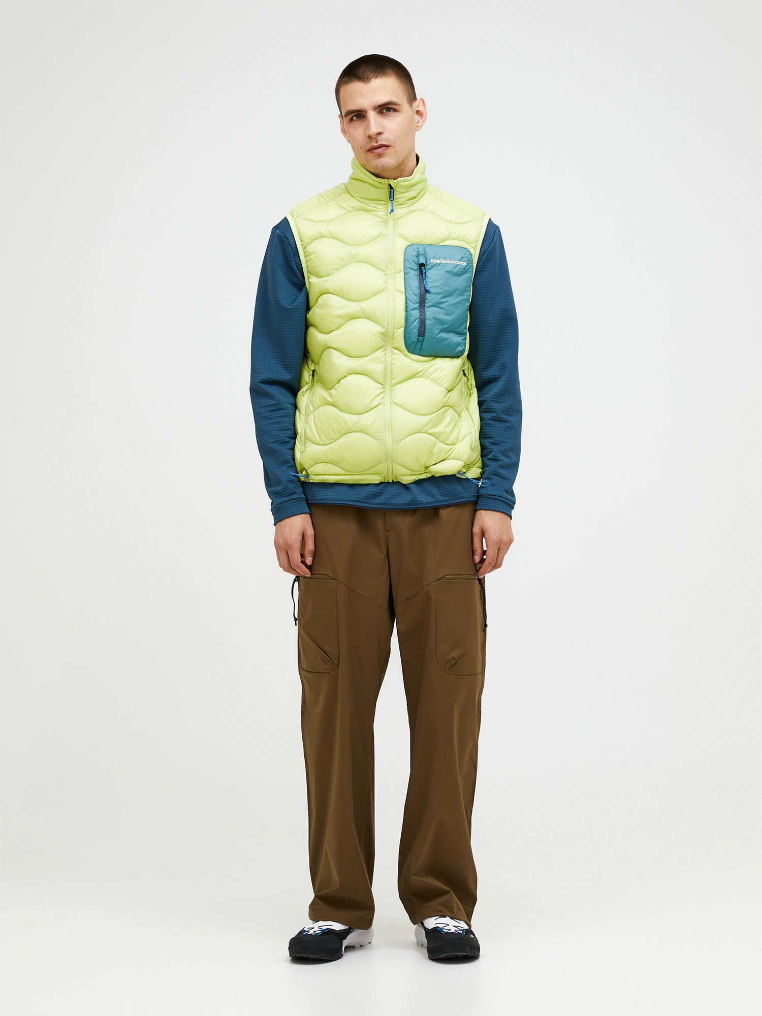 FW25新着】ヘリウム ユーティリティ ダウン ベスト メンズ – ピーク