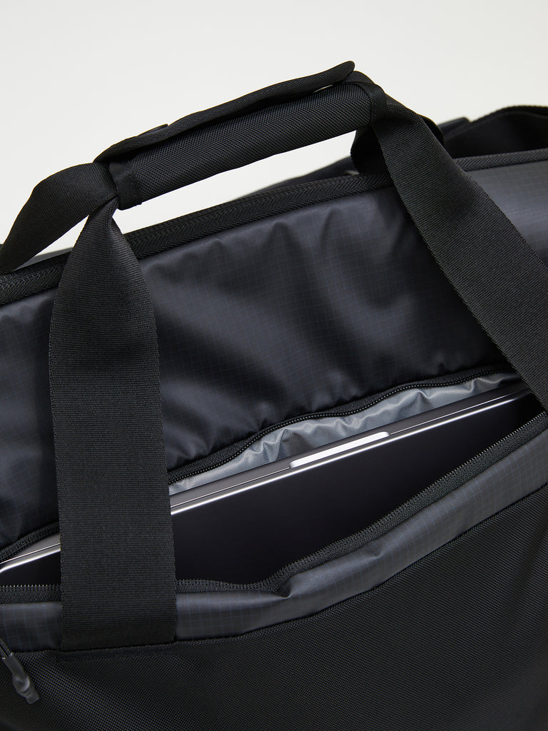 【SS26新着】バーティカル ダッフル 40L