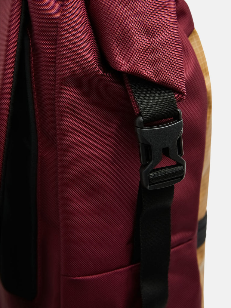 【FW25新着】ロールトップ バックパック 21.5L