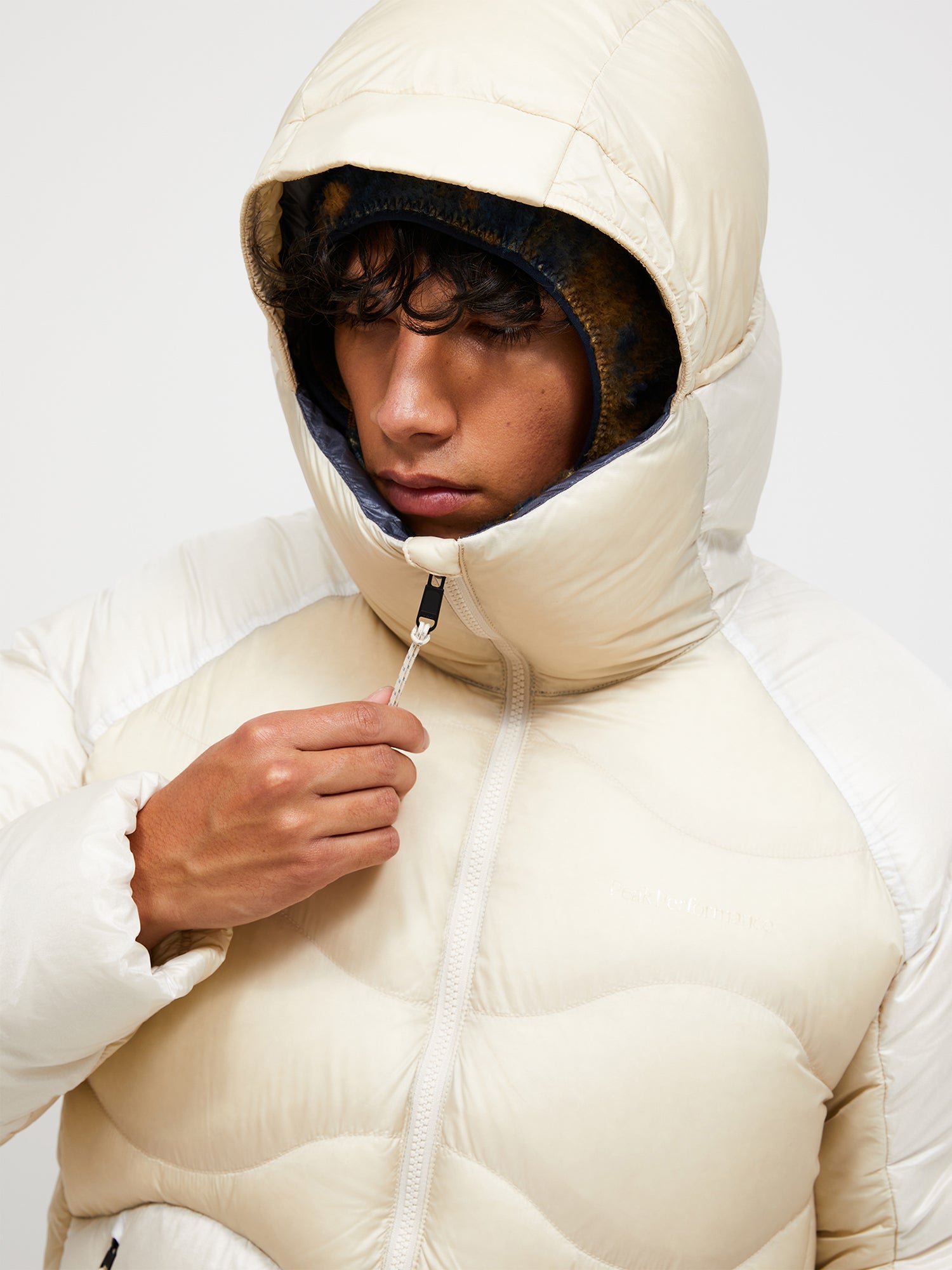 FW25新着】ヘリウム Diamond Fuse ダウン フード メンズ – ピーク