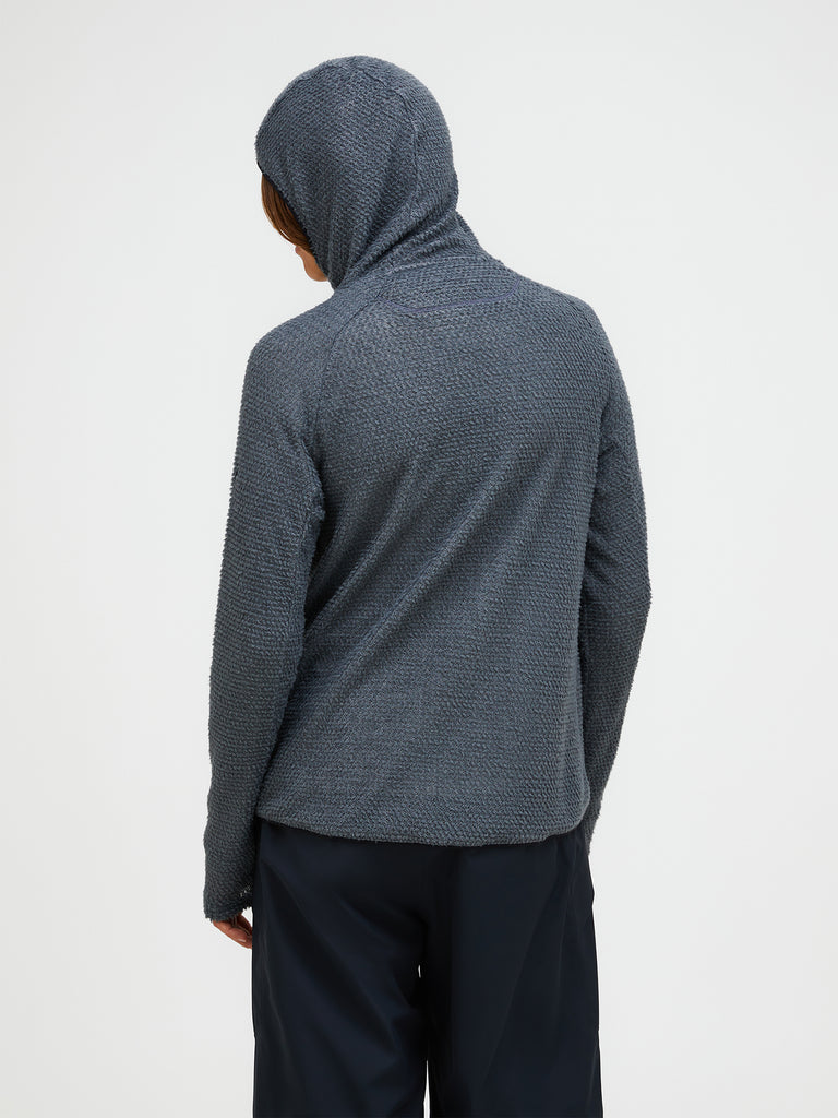 【FW25新着】フリーライト Polartec® Alpha™ フード ウィメンズ