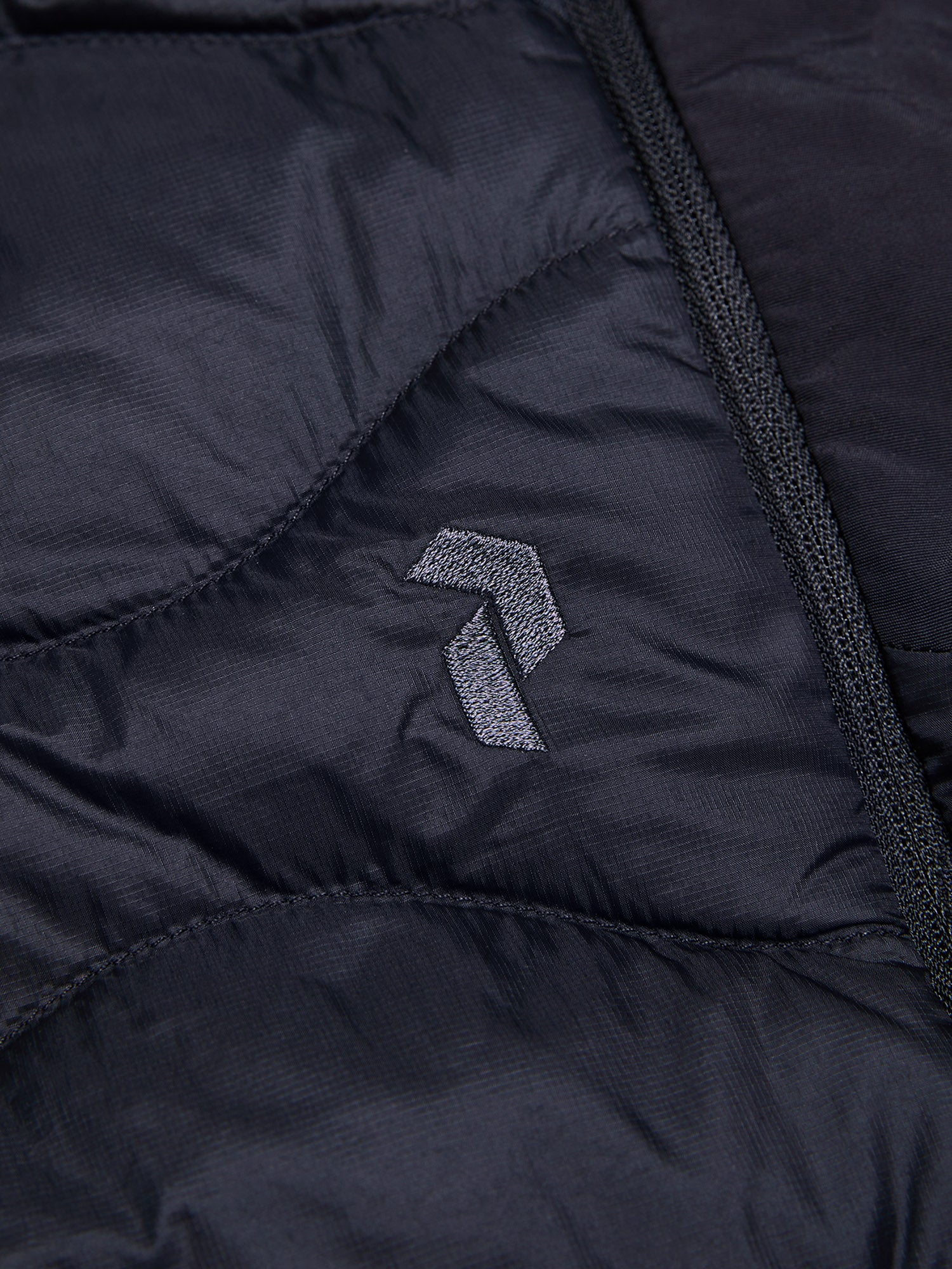 FW26新着】ヘリウム ダウン ショーツ メンズ – ピークパフォーマンス