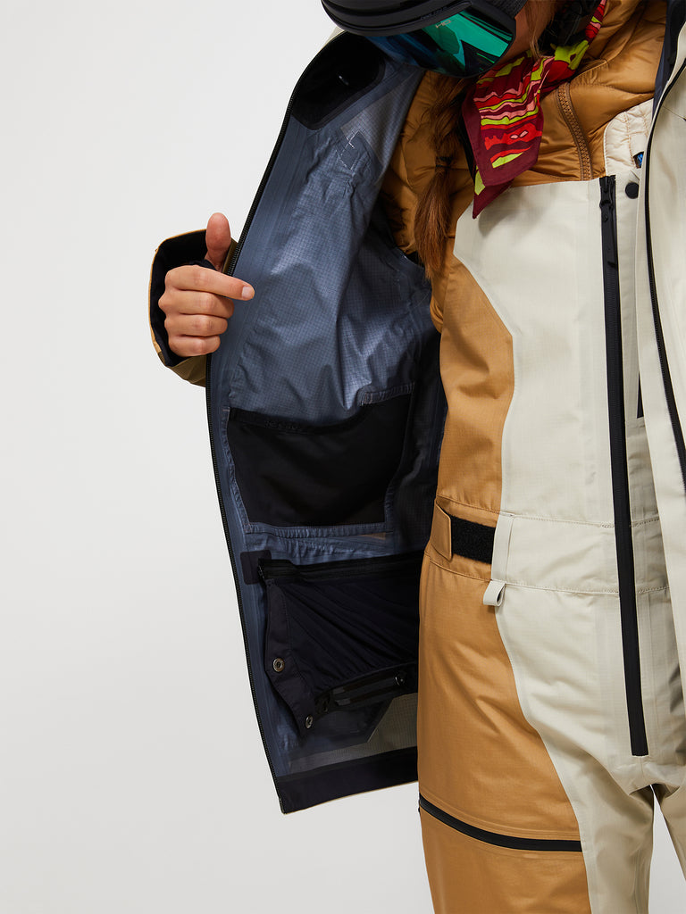 【FW25新着】バーティカル GORE-TEX Pro 3L シェル ジャケット ウィメンズ