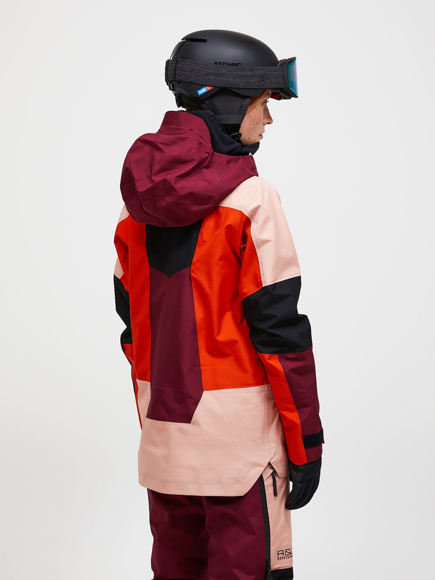 女性用　peak performance バーティカル GORE-TEX Pro Vertical GORE-TEX Pro 3L Shell Jacket Women | Peak Performance