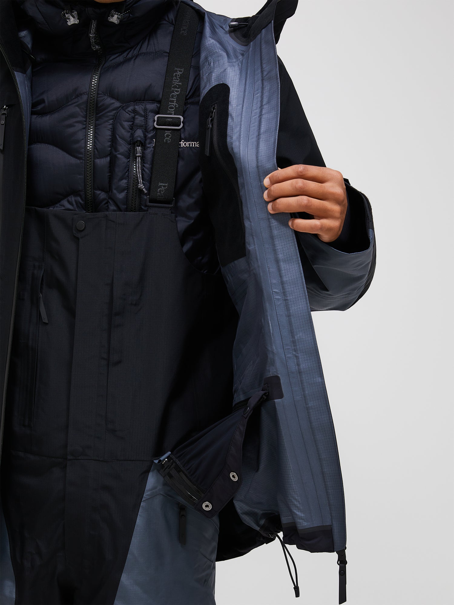 ピークパフォーマンス　GORE-TEX スキーウェアセット メンズ FW25新着】バーティカル GORE-TEX Pro 3L シェル ジャケット メンズ