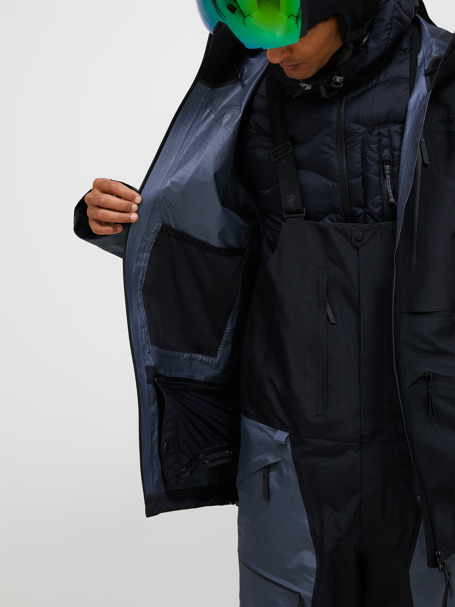 FW25新着】バーティカル GORE-TEX Pro 3L シェル ジャケット メンズ