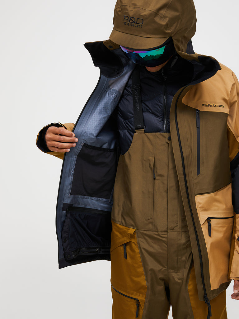 【FW25新着】バーティカル GORE-TEX Pro 3L シェル ジャケット メンズ