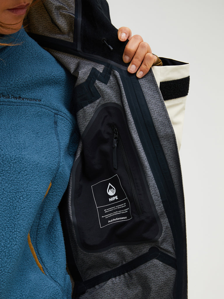 【FW25新着】バーテック HIPE® 3L シェル ジャケット ウィメンズ