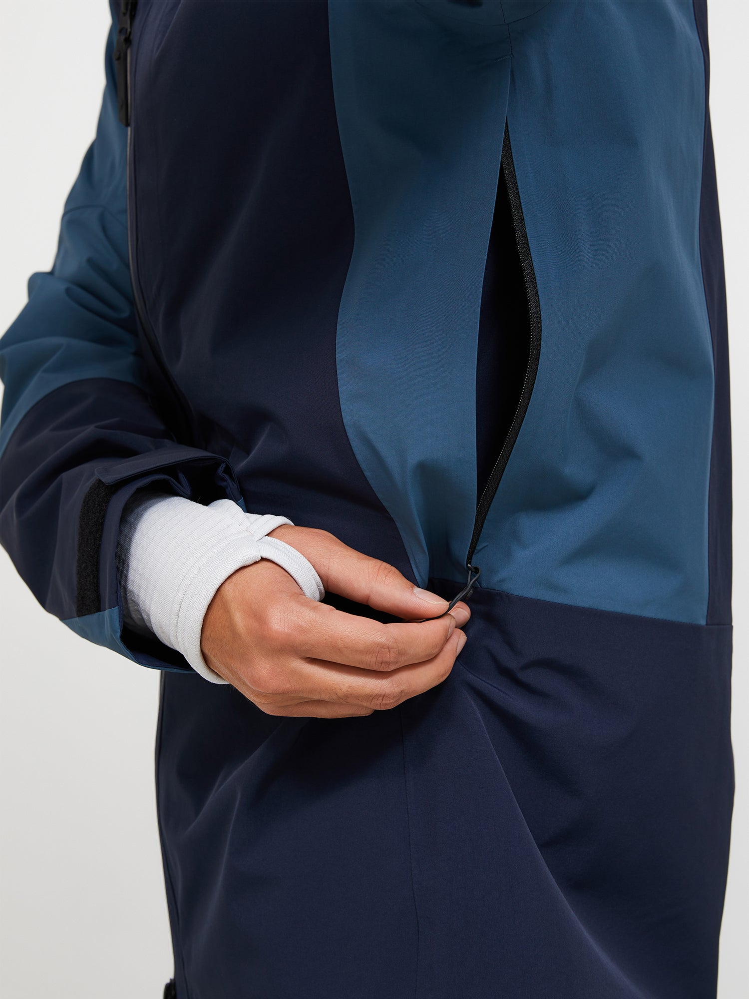 FW25新着】バーテック HIPE® 3L シェル ジャケット メンズ – ピーク