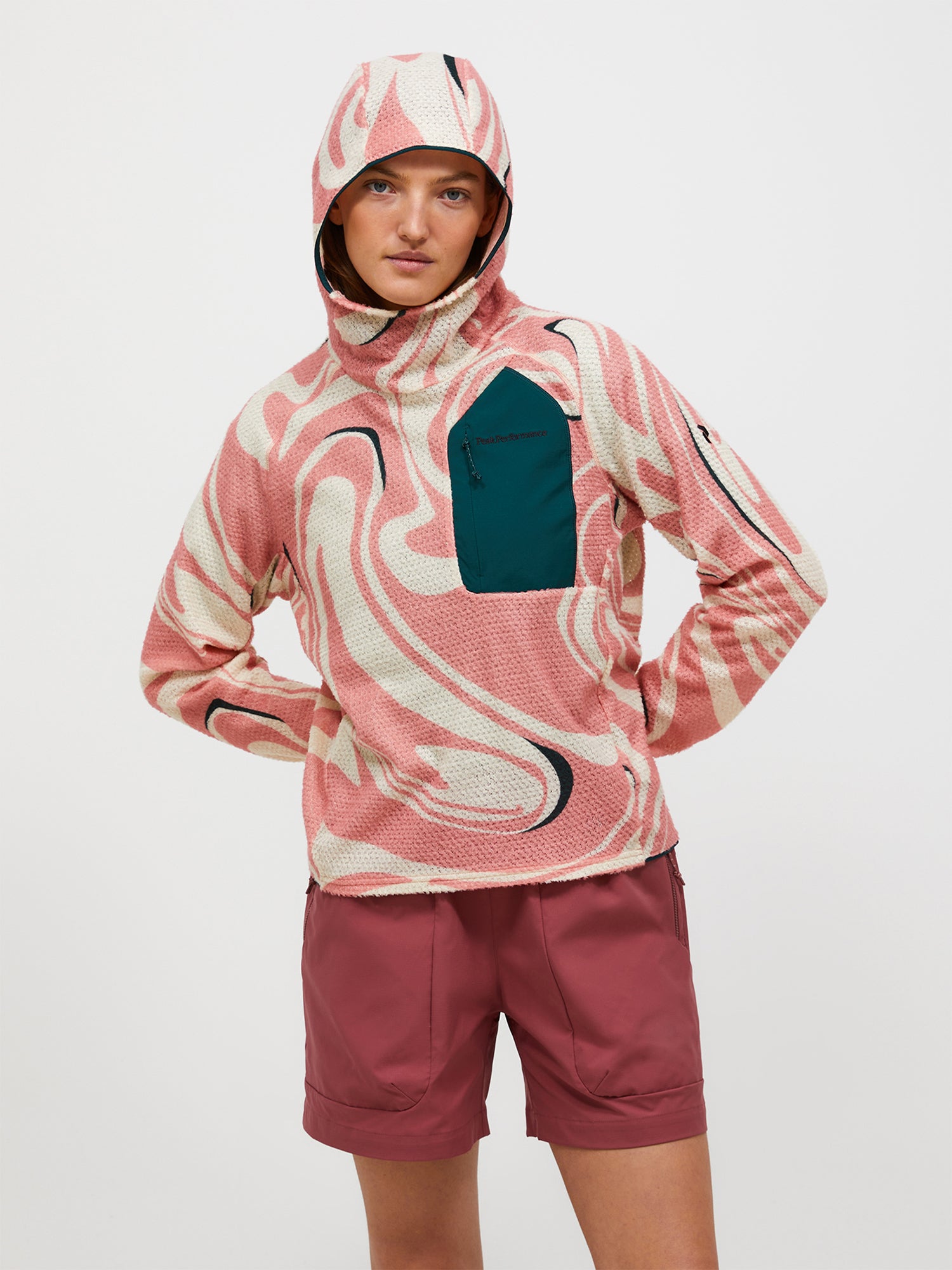 【SS26新着】フリーライト AOP Polartec® Alpha™ Direct フード ウィメンズ