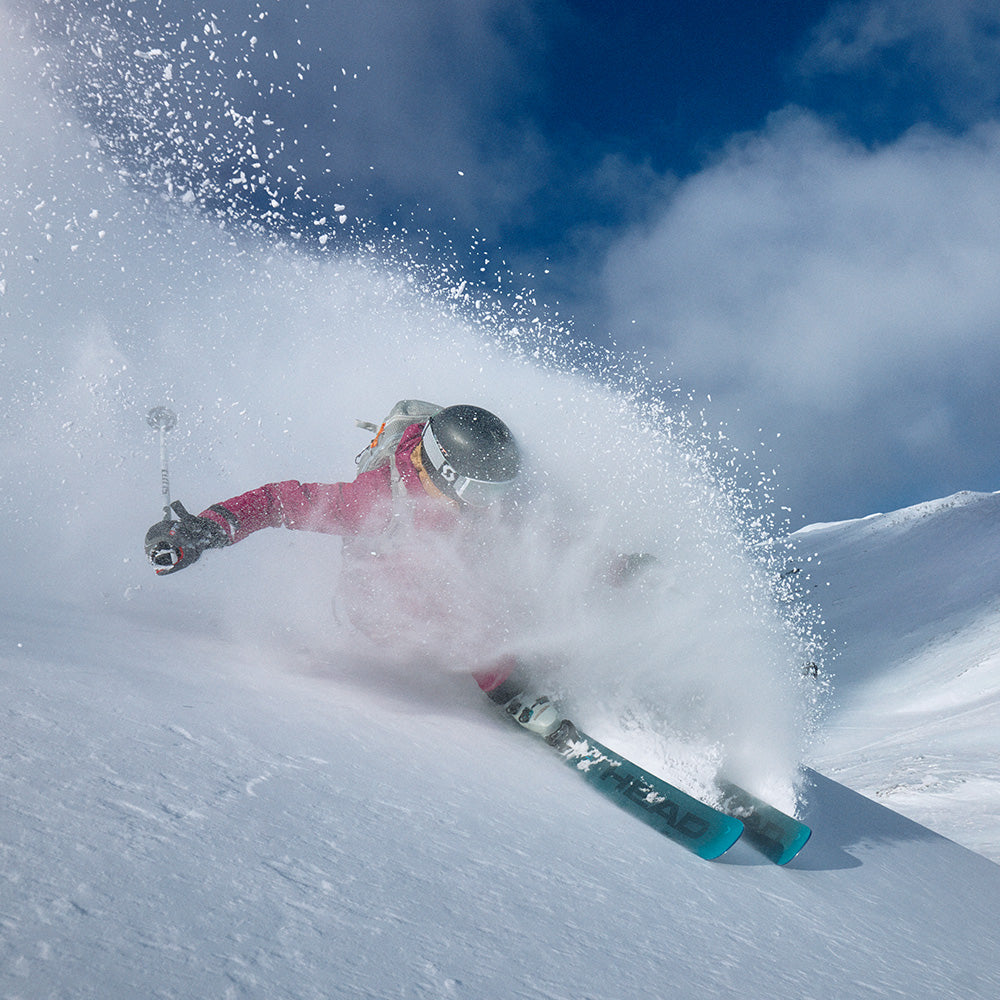 SKIING